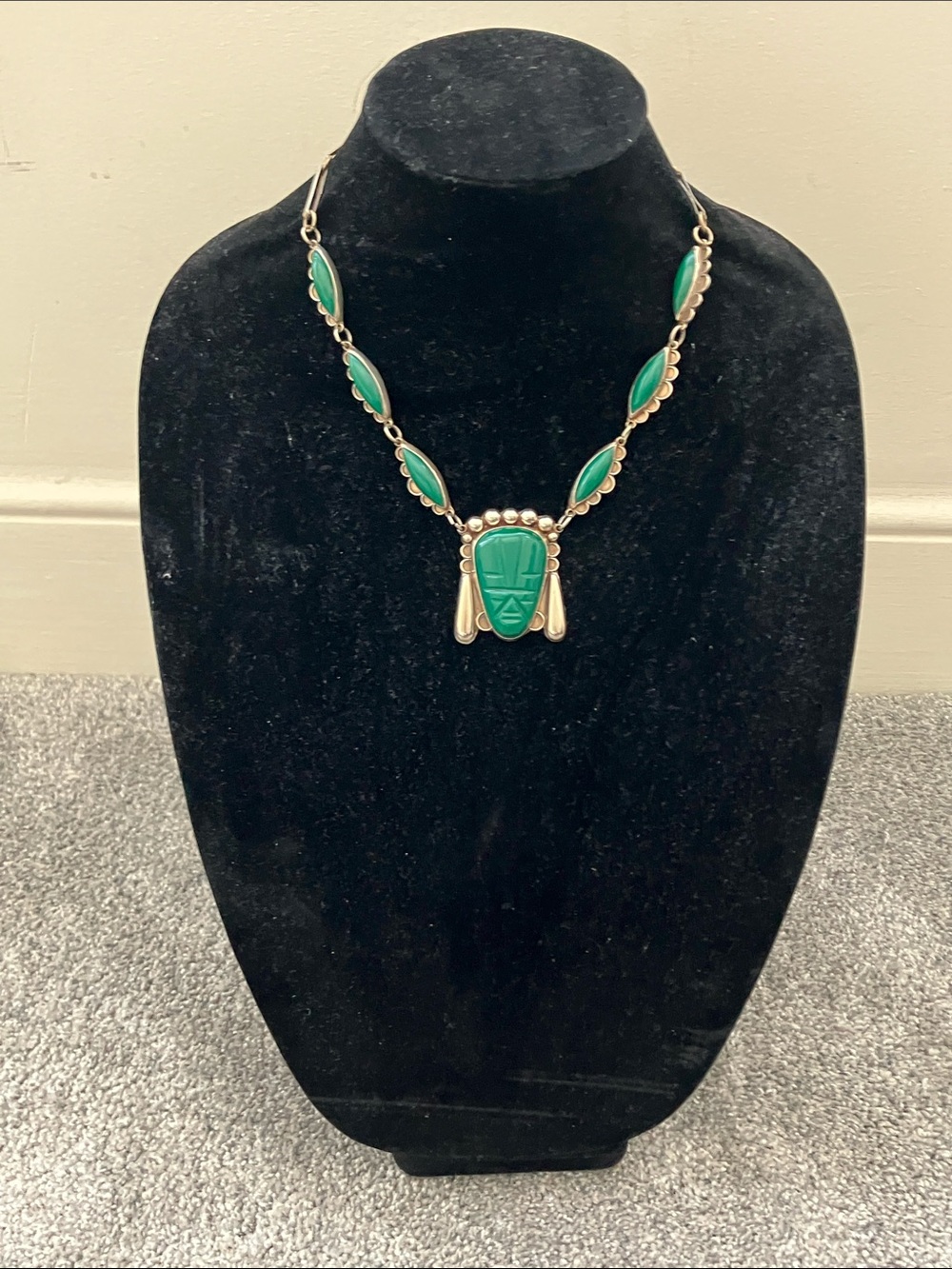Magnificent Vintage Green and Silver Mask Necklace - Picture 10 of 10